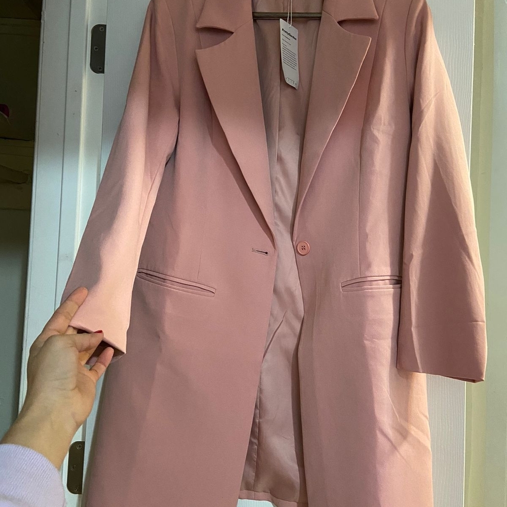 Elegant Pink Women's Coat